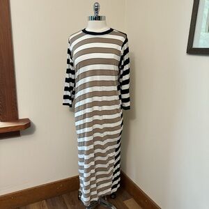 Gravel & Gold Abbey Dress Black/Tan Stripe Size 2/M